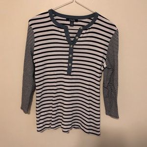 Chaps 3/4 length T-shirt size small
